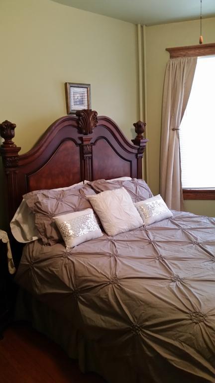 Glen Mhor Bed And Breakfast ไนแอการาฟอลส์ ภายนอก รูปภาพ